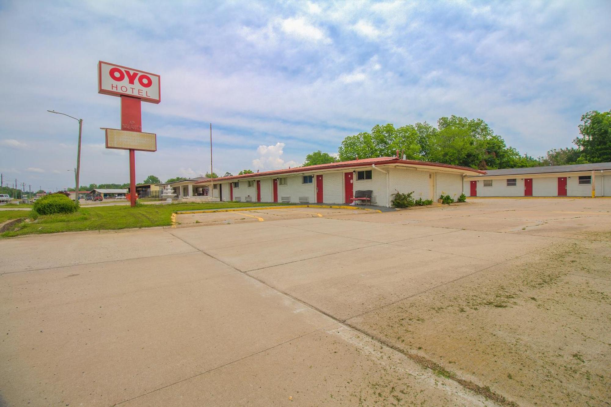 Oyo Hotel Mcalester Ok S Main St Esterno foto